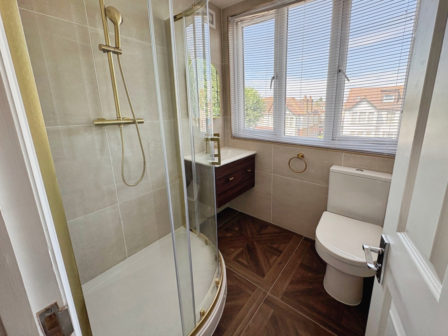 Ensuite 1